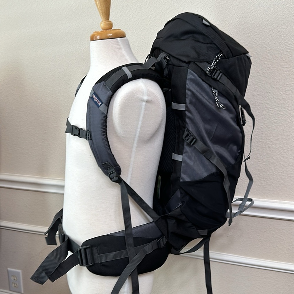 JanSport KLAMATH 55 BACKPACK Blk/ GreyTar